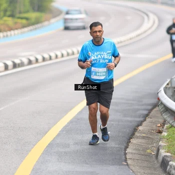 Runner Photo 7025628