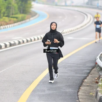 Runner Photo 7025632