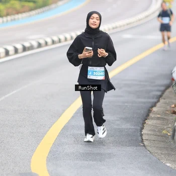 Runner Photo 7025633
