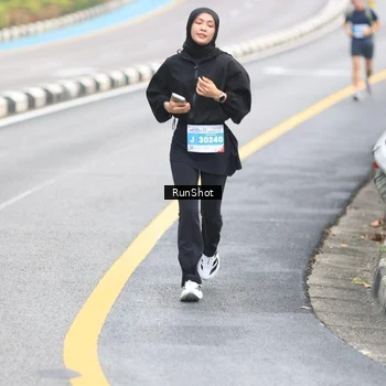 Runner Photo 7025636