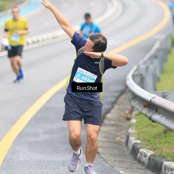 Runner Photo 7025663