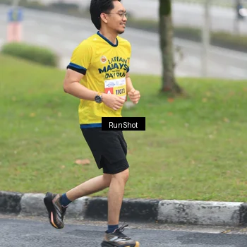 Runner Photo 7025666