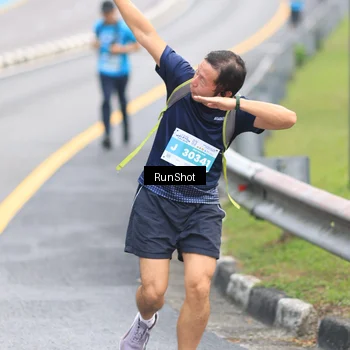 Runner Photo 7025675