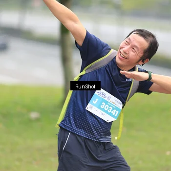 Runner Photo 7025695