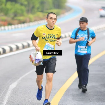 Runner Photo 7025703