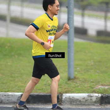 Runner Photo 7025707