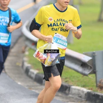 Runner Photo 7025715