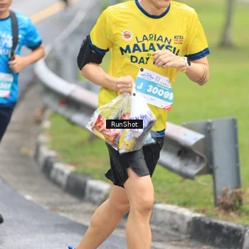 Runner Photo 7025716