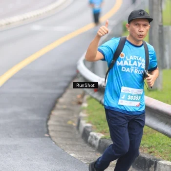 Runner Photo 7025720