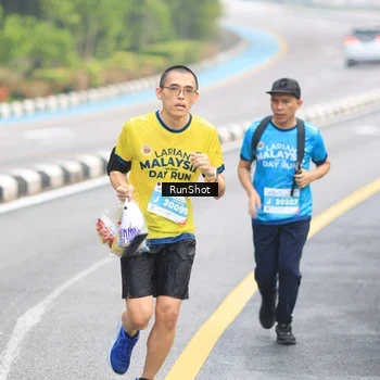 Runner Photo 7025729
