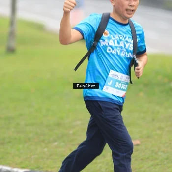 Runner Photo 7025733