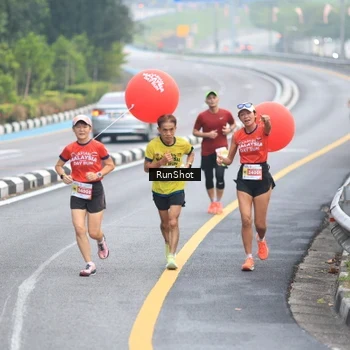 Runner Photo 7025742