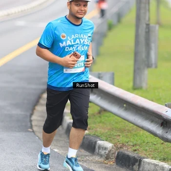 Runner Photo 7025750