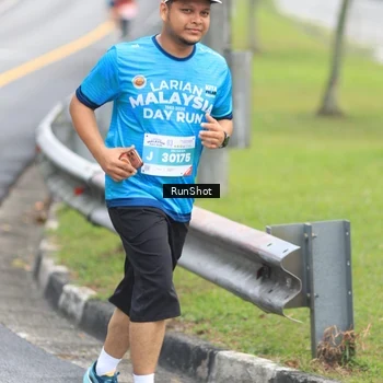 Runner Photo 7025754