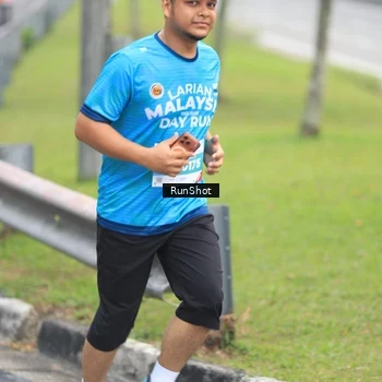 Runner Photo 7025755
