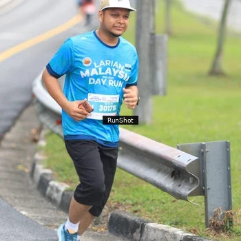 Runner Photo 7025759