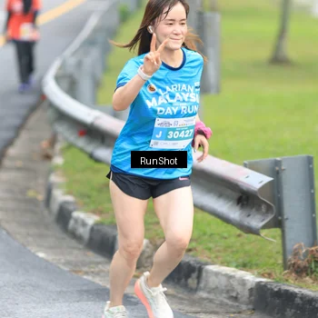 Runner Photo 7025768