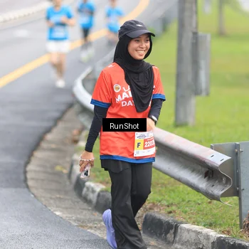 Runner Photo 7025801