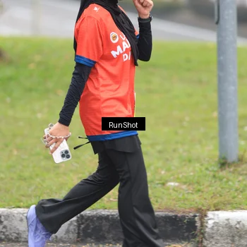 Runner Photo 7025803