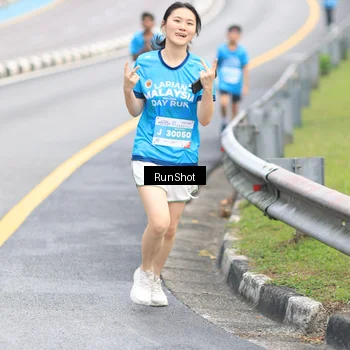 Runner Photo 7025809