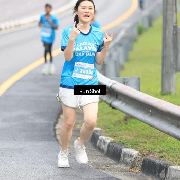 Runner Photo 7025811