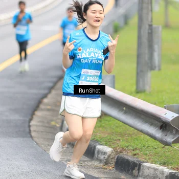 Runner Photo 7025813