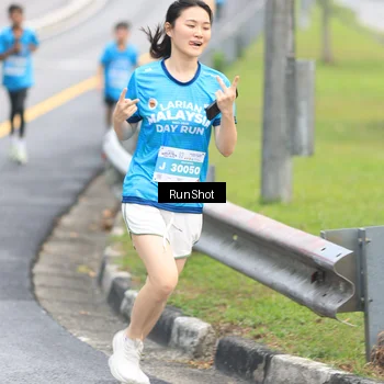 Runner Photo 7025816