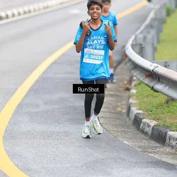 Runner Photo 7025834