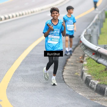 Runner Photo 7025837