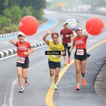 Runner Photo 7025843