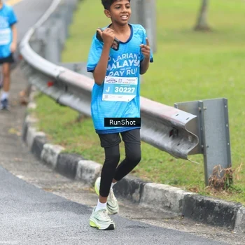Runner Photo 7025845