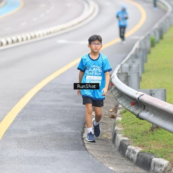 Runner Photo 7025851