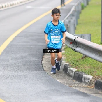 Runner Photo 7025857