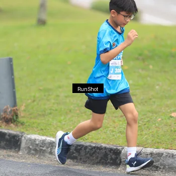 Runner Photo 7025874