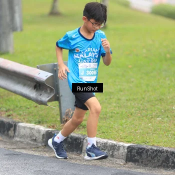 Runner Photo 7025886