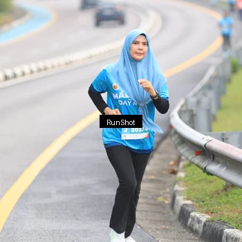 Runner Photo 7025887