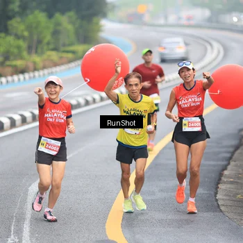 Runner Photo 7025890