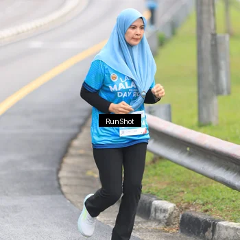 Runner Photo 7025892