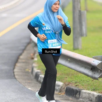 Runner Photo 7025893