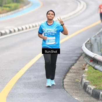 Runner Photo 7025906