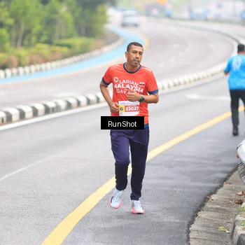 Runner Photo 7025907