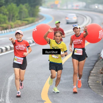 Runner Photo 7025908