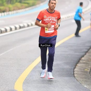 Runner Photo 7025919