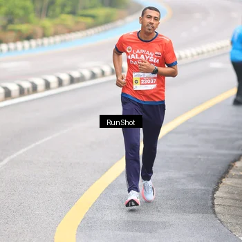 Runner Photo 7025920