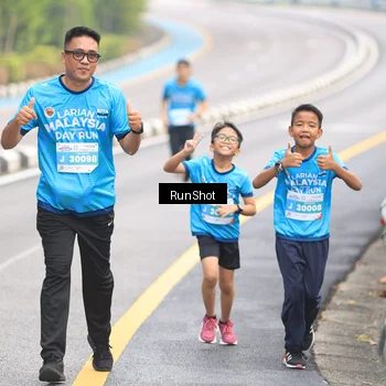 Runner Photo 7025946