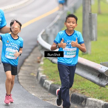 Runner Photo 7025959