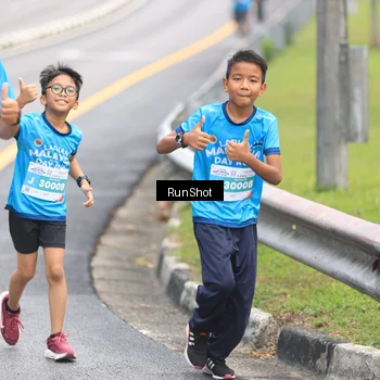 Runner Photo 7025960