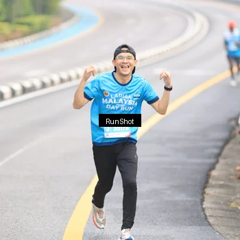 Runner Photo 7025970