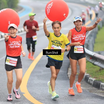 Runner Photo 7025998