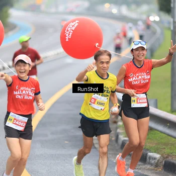 Runner Photo 7026020